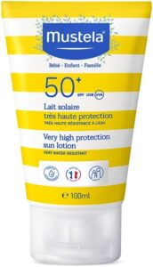 Mustela Protetor Solar 100ml FPS 50+ Filtro Solar Rosto e Corpo Para Bebês, Crianças e Adultos - Alta Proteção Solar com Fórmula Hipoalergênica para Todos os Tipos de Pele